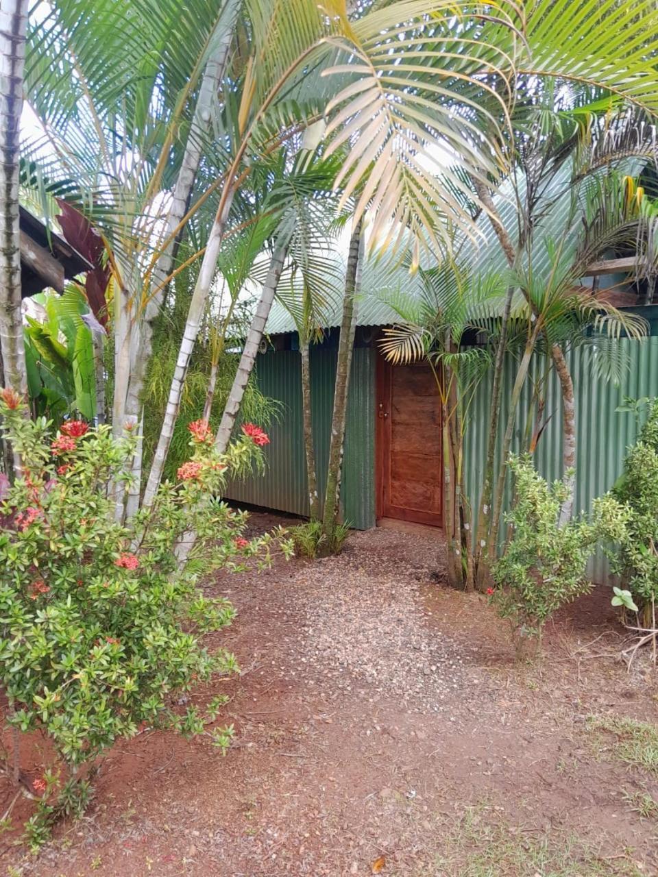 Finca La Puesta Del Sol - Miramar De Sierpe Kültér fotó
